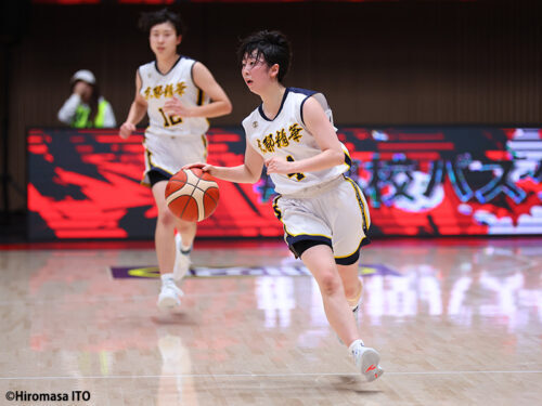 京都精華の大会3連覇をけん引する林咲良 [写真]＝伊藤大允