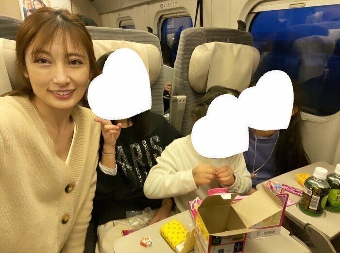 熊田さんと娘さん3人で、新幹線でお出かけ。