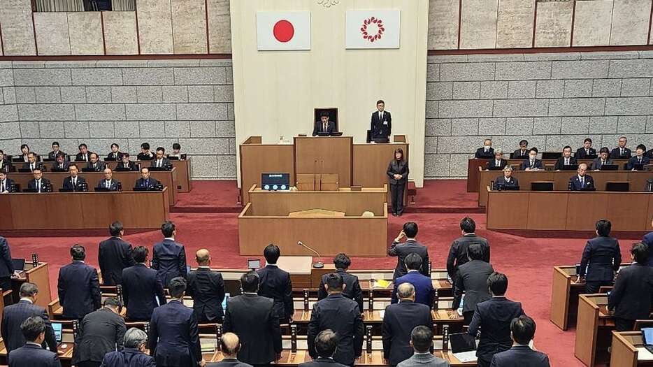 北朝鮮による日本人拉致問題の早期解決に向けた施策を推進する条例を可決した埼玉県議会本会議＝20日（昌林龍一撮影）