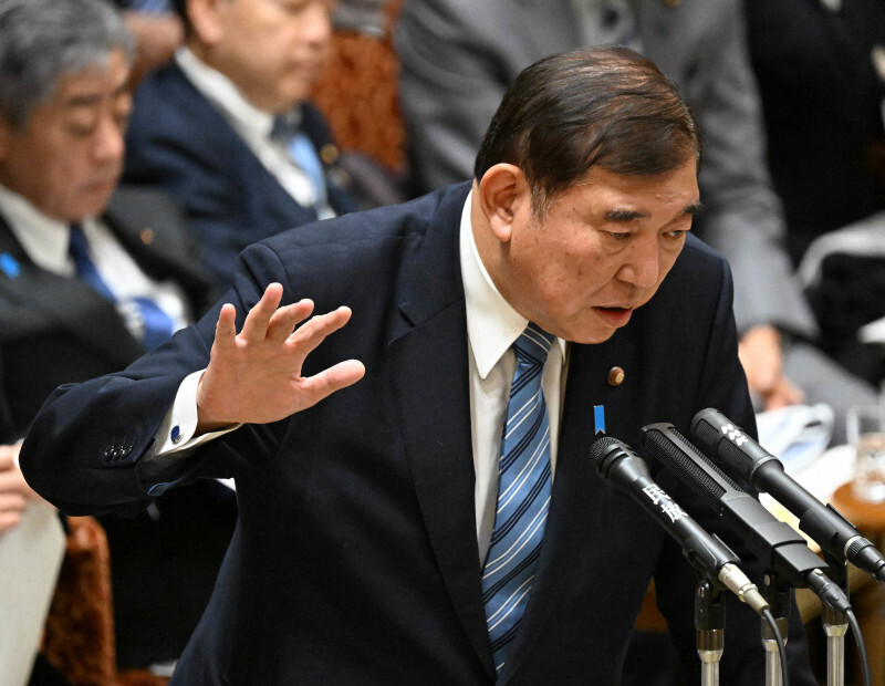 参院予算委員会で質問に答える石破茂首相＝国会内で2024年12月16日午前、平田明浩撮影