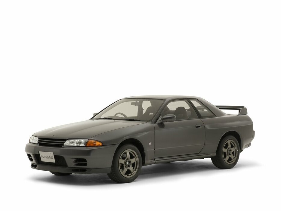 1989年に登場のR32型スカイラインGT-R。当時最新のメカニズムが満載で、レースシーンを席巻した