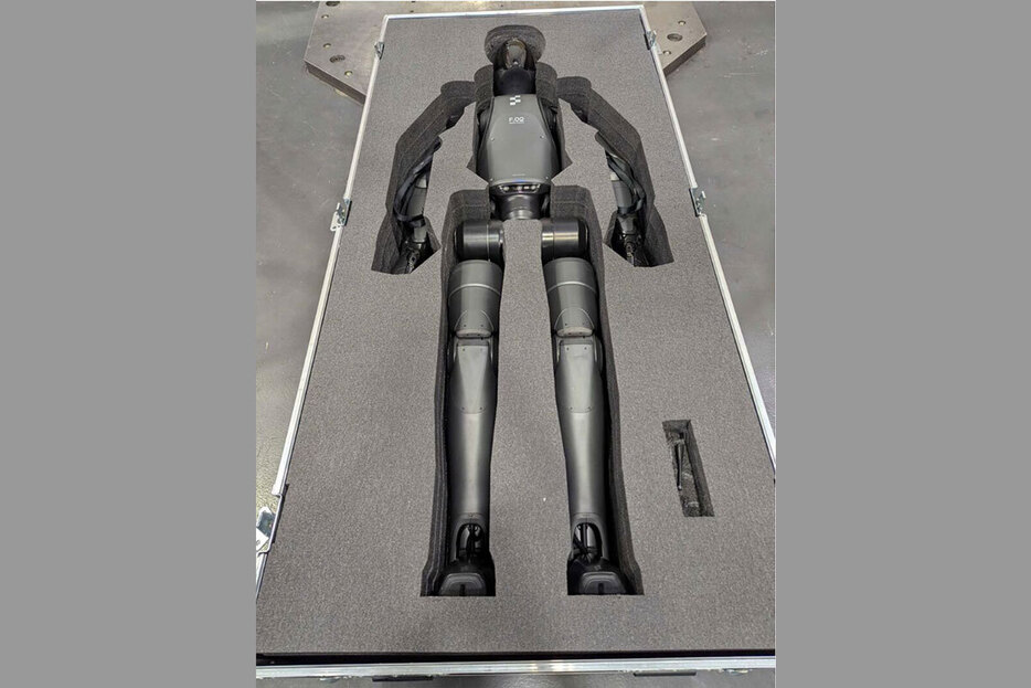 商業クライアント向けの出荷を開始した人型ロボット「Figure 02」（C）linkedin Brett Adcock