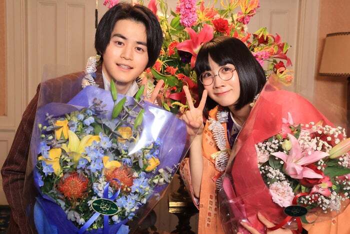 鈴鹿央士、松本穂香（C）フジテレビ