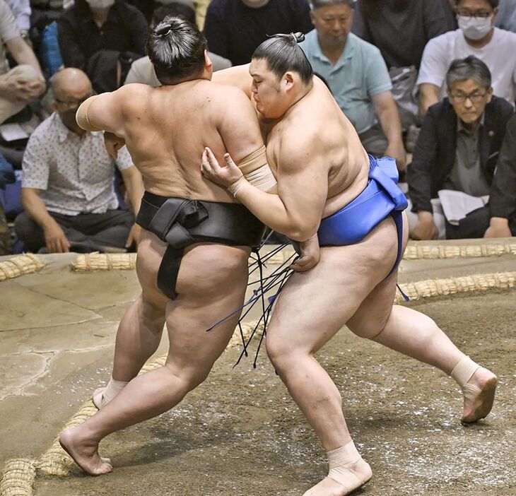 阿炎を破って優勝した大の里。会見では「（地震で被災した地元）石川県の皆さんにいい報告ができた」と語った