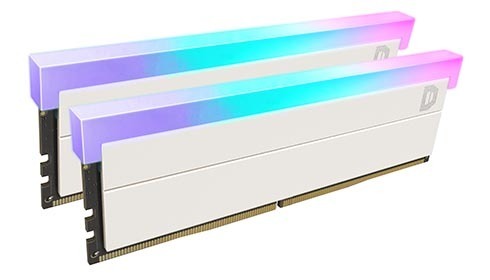 LED発光対応DDR4／DDR5メモリ