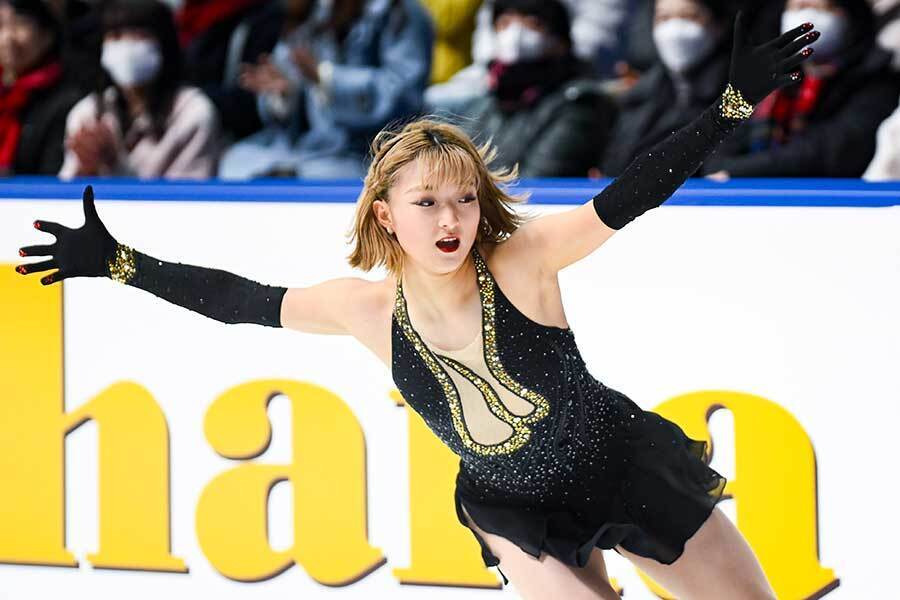 女子シングルを4連覇した坂本花織【写真：中戸川知世】