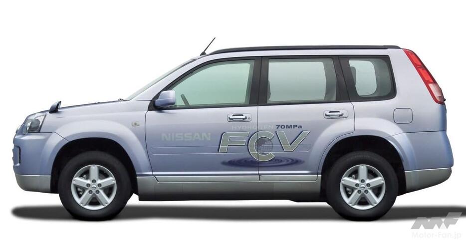 2002年に国交省大臣の認定を取得した日産「X-TRAIL FCV」