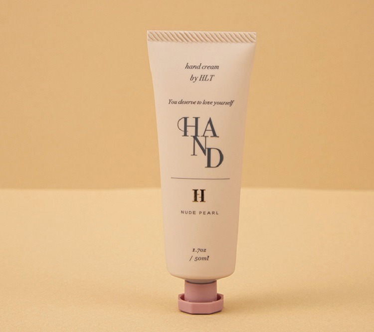 Her lip to BEAUTY RICH HAND CREAM – NUDE PEARL -￥2,500