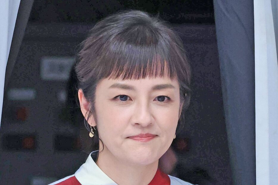 鈴木奈穂子アナ