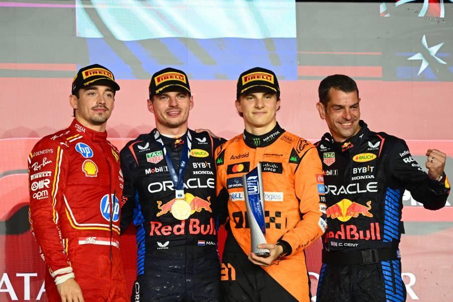 F1カタールGP決勝レースの表彰台、優勝はフェルスタッペン、2位ルクレール、3位ピアストリ(C)Red Bull Content Pool