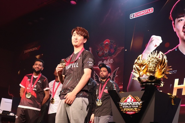 「TEKKEN World Tour 2024 Global Finals」を優勝したRangchu選手