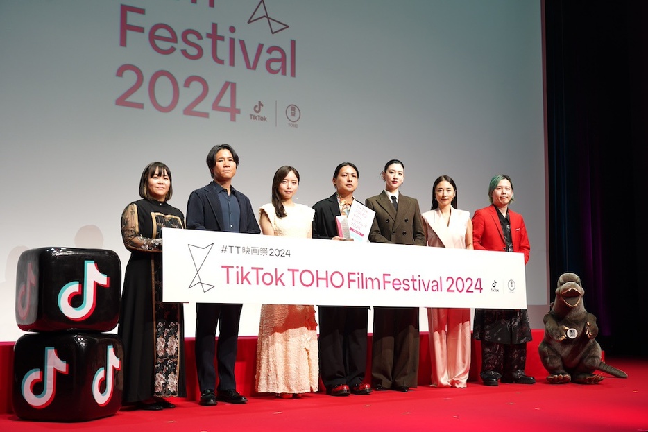 縦型映画祭「TikTok TOHO Film Festival 2024」授賞式が開催！