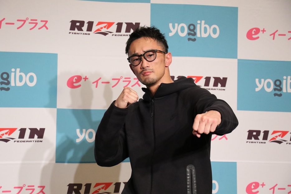 MMAデビュー戦に臨む梅野源治