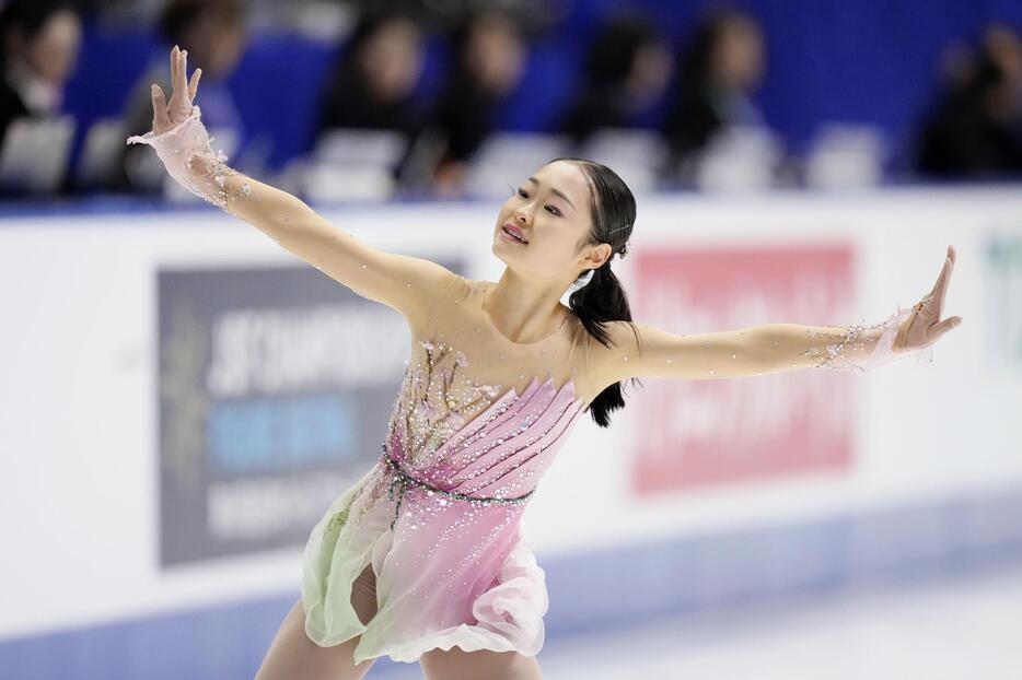 女子フリー　演技する島田麻央＝東和薬品ラクタブドーム