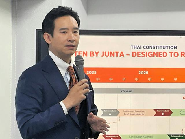 タイ政治について解説するピター氏=2024年12月17日、東京都目黒区、翁長忠雄撮影