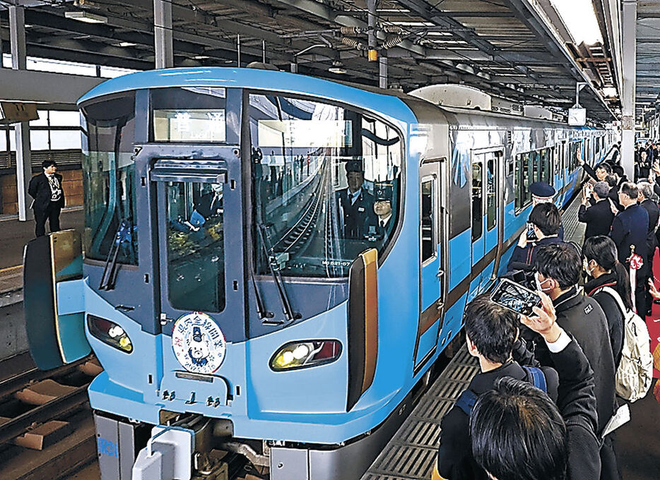 快速列車が導入される見通しのＩＲいしかわ鉄道＝小松駅