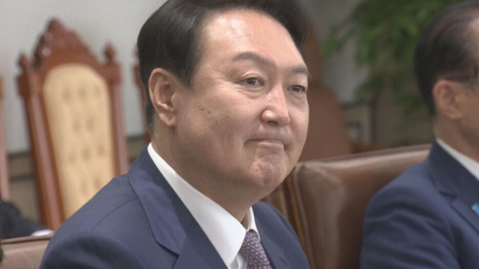 “韓国・尹大統領の「弾劾訴追案」きょう再び発議へ　現時点で与党から4人が賛成の意向”