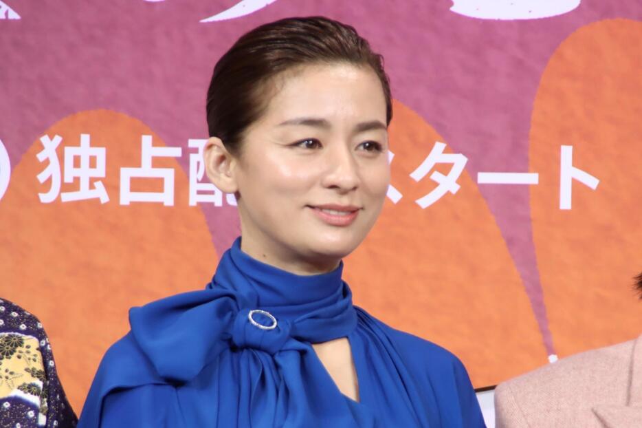 Netflixのドラマシリーズ「阿修羅のごとく」の完成報告会に出席した尾野真千子さん