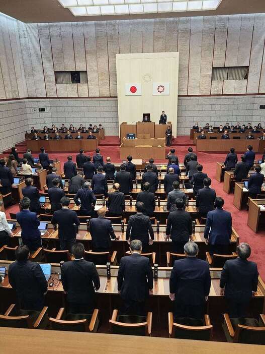 北朝鮮による日本人拉致問題の早期解決に向けた施策を推進する条例案を可決した埼玉県議会＝20日、さいたま市（昌林龍一撮影）