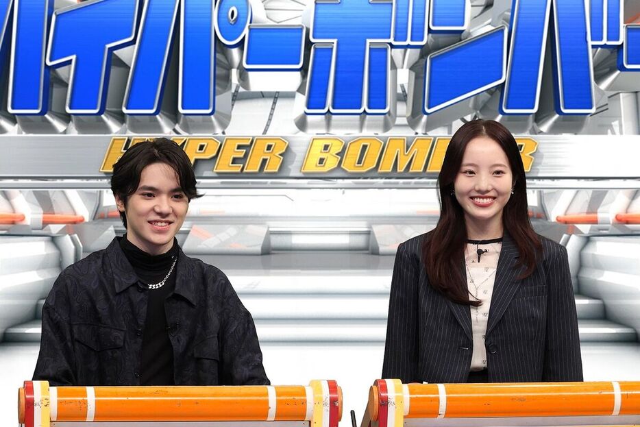 「ネプリーグＳＰ」で共演す宇野昌磨さん（左）と本田真凜さん（Ｃ）フジテレビ