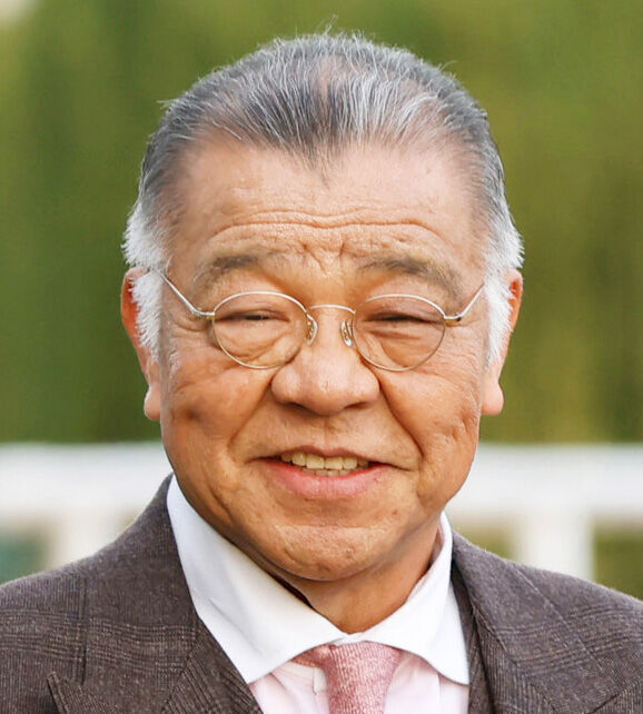 掛布雅之氏