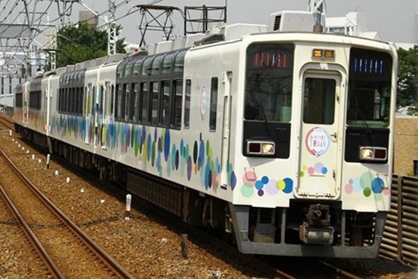 東武634型「スカイツリートレイン」（画像：東武鉄道）。