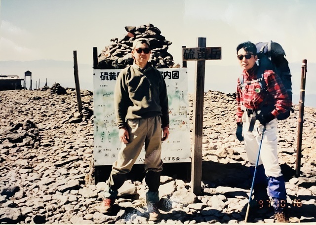 30代の頃、友人と登山(右がみやもとさん)