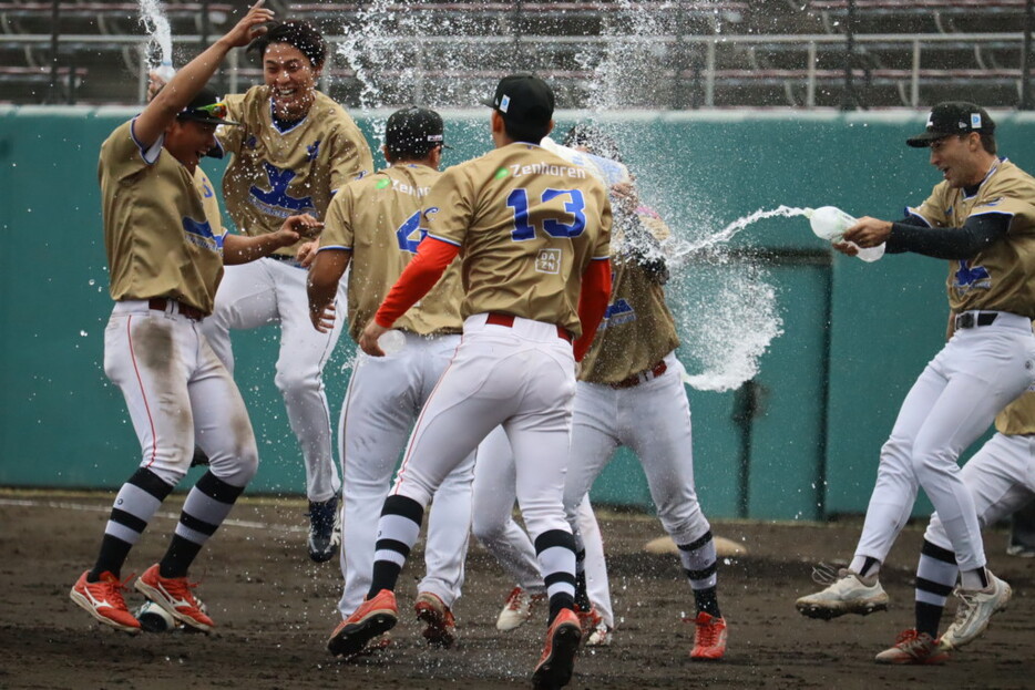 アドバンスリーグで優勝したLEQUIOS