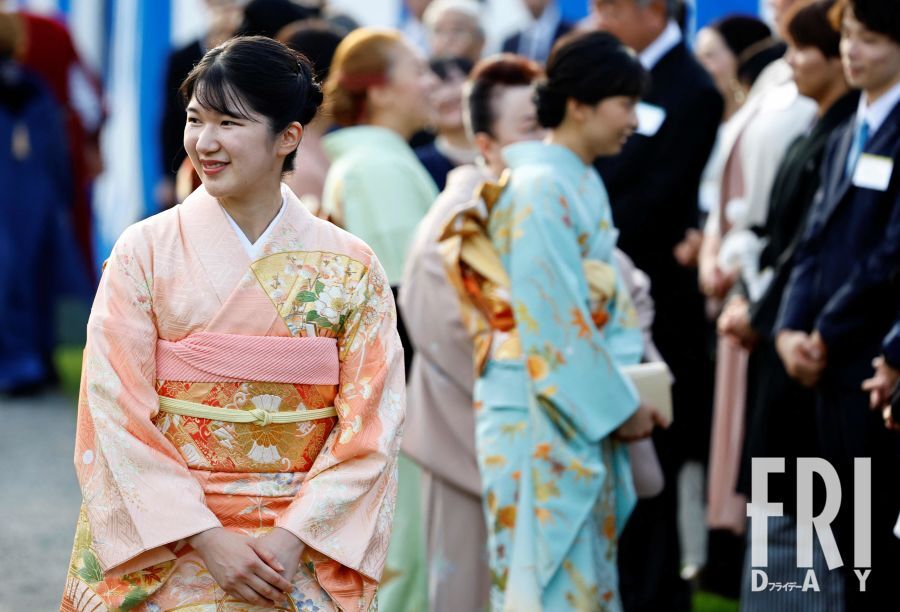 10月に秋の園遊会に参加された愛子さま