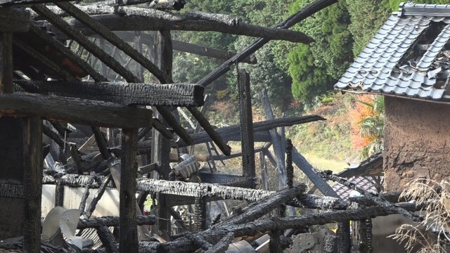 火事があった住宅　岡山・鏡野町富東谷