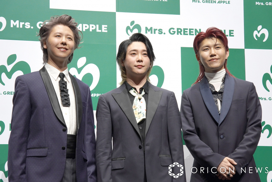 Mrs. GREEN APPLE『デビュー10周年企画』記者発表に出席したMrs. GREEN APPLE（左から）藤澤涼架、大森元貴、若井滉斗（C）ORICON NewS inc.