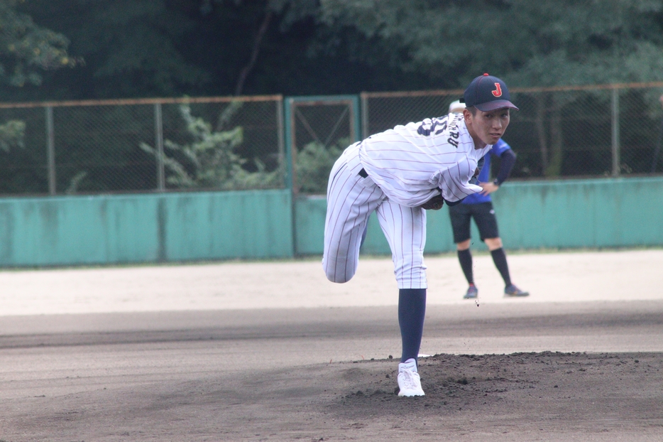 今朝丸 裕喜投手（報徳学園）