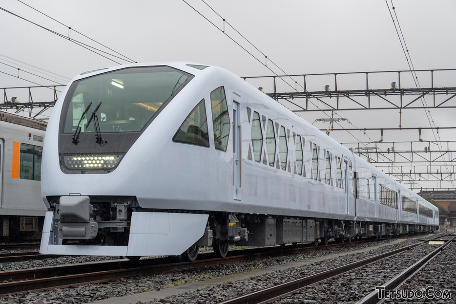 東武鉄道の「スペーシア X」