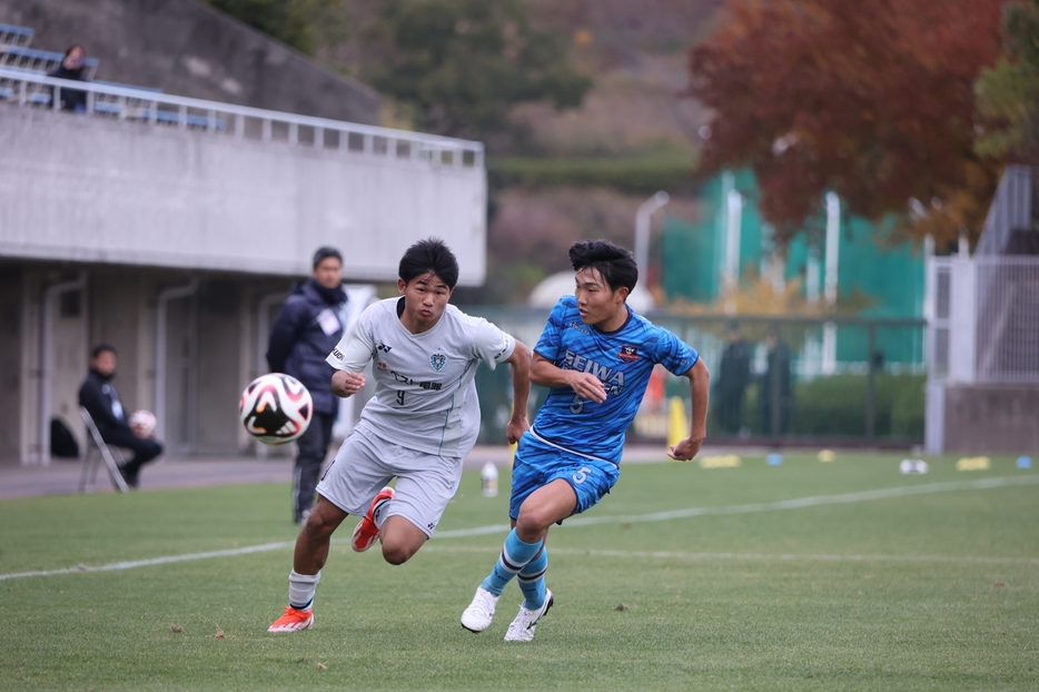 アビスパ福岡 U-18FW9前田一翔