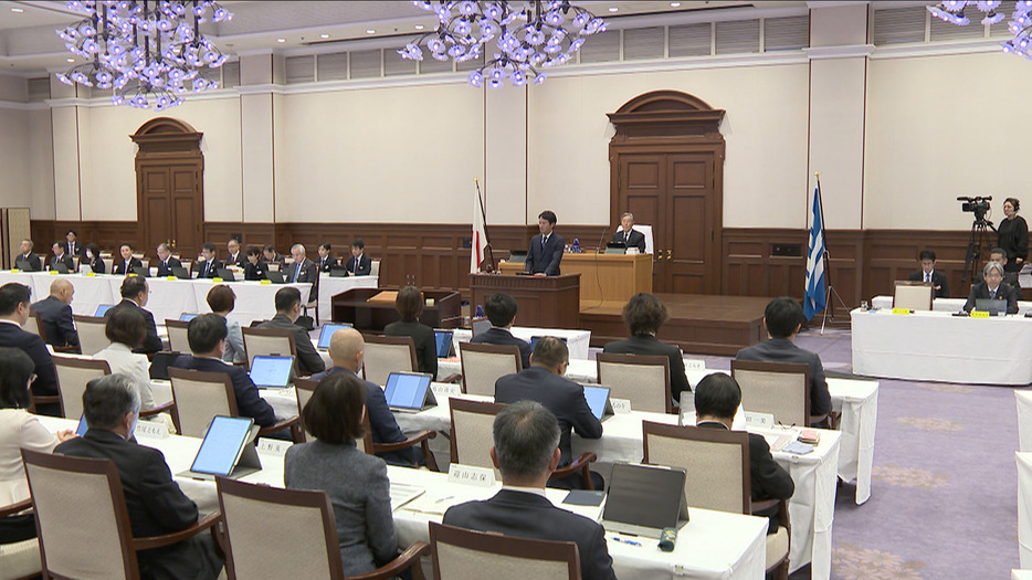 兵庫県議会 本会議（午前11時ごろ）