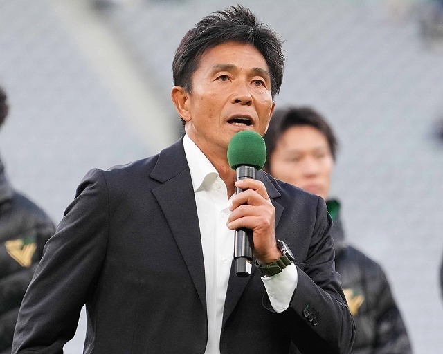 東京Vが城福監督の続投を発表。（C）SOCCER DIGEST