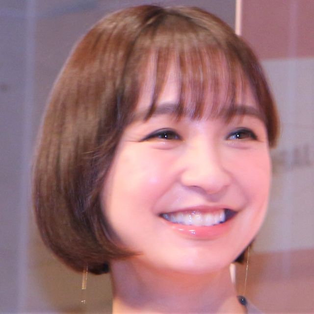 篠田麻里子さん