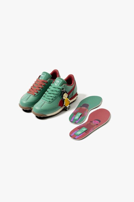 「イージーライダー 2 SQUID GAME」1万6500円／PUMA x SQUID GAME™（プーマ お客様サービス）© Netflix. Used with Permission.