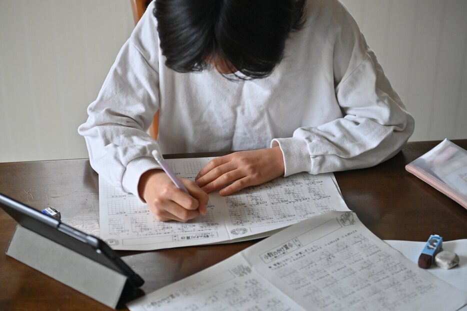 親子二人三脚で歩むと言われる中学受験。働く女性たちは、我が子の中学受験とどう向き合っているのだろうか（撮影／写真映像部・馬場岳人）