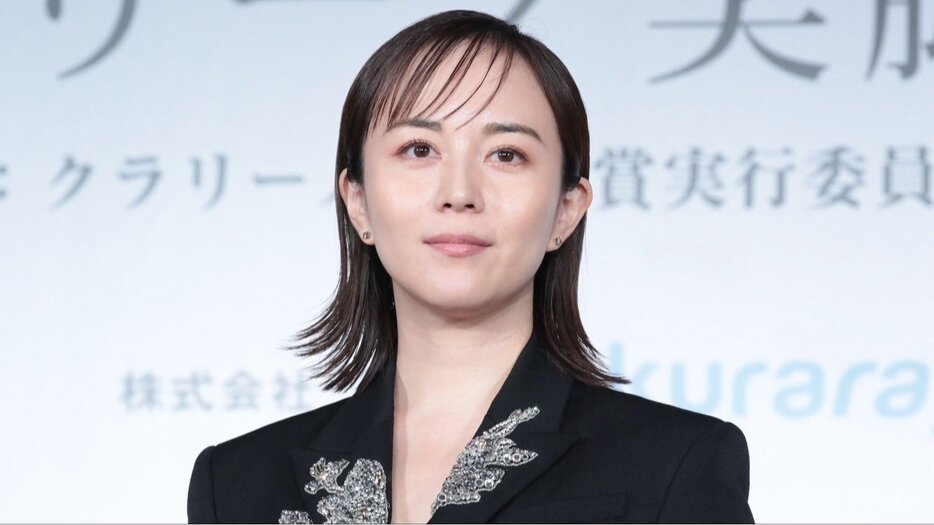 比嘉愛未、ライジングプロ退所へ「新たな環境で努力を重ねより一層精進」