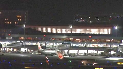 JALは新千歳空港発着の30便の欠航をすでに決める