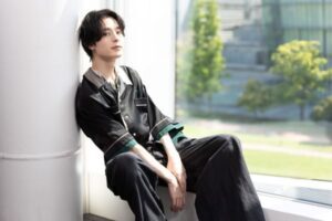 写真：Wakaco　スタイリスト　山本隆司（style³）　ヘアメイク：礒野亜加梨