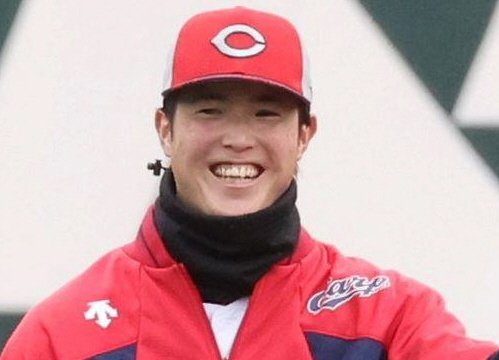広島カープ森下暢仁高校時代帽子 広島・森下暢仁「97年」同期会ショットに反響 退団2選手も一緒に
