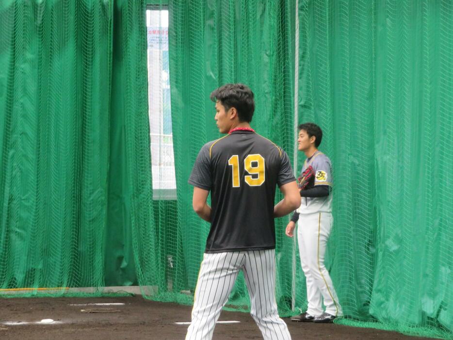 ヤクルト戦で692日ぶりの勝利を飾った阪神の藤浪は沖縄キャンプでも連日のように居残り練習をしていた