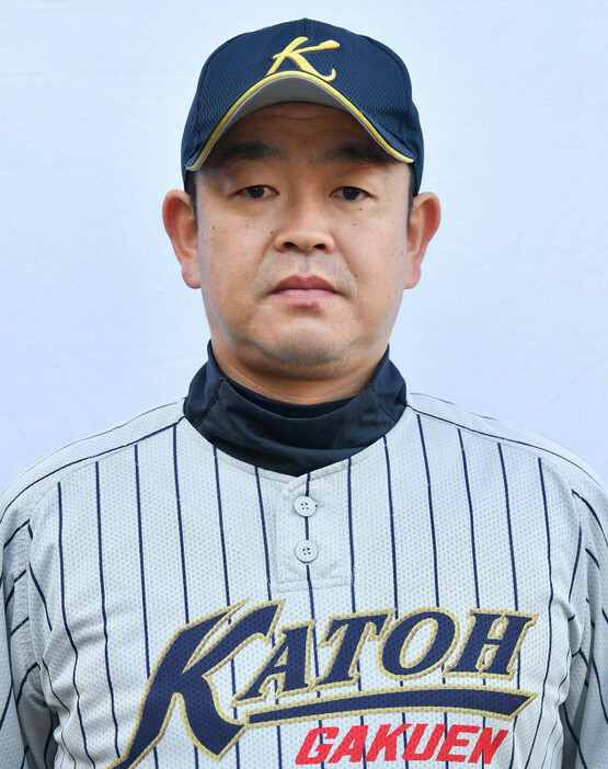 加藤学園の米山学監督＝宮間俊樹撮影