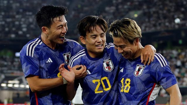 サッカー日本代表・浅野拓磨選手の３点目のゴール(写真：アフロ)