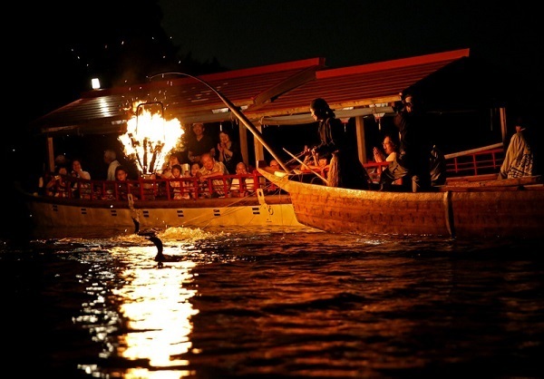 [画像]1300年の伝統をもつ木曽川うかい