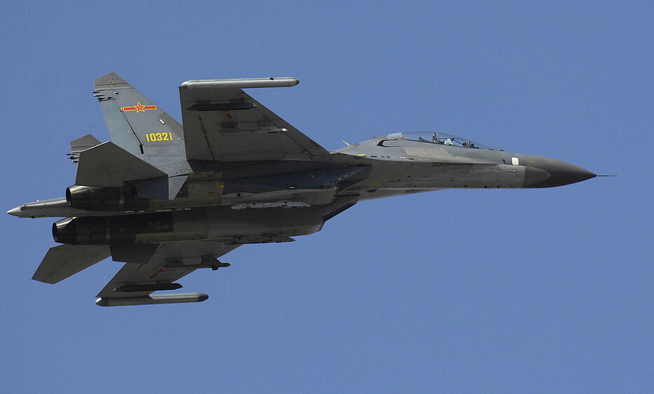 [写真]中国人民解放軍のSu-27（Defense Dept. photo by U.S. Air Force Staff Sgt. D. Myles Cullen）