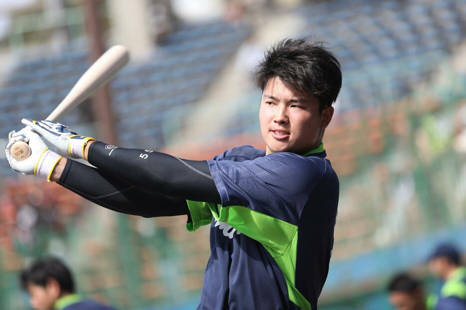 ヤクルト”最強4番”村上宗隆が先制＆決勝の2本のタイムリーで阪神を突き放した(資料写真・黒田史夫）