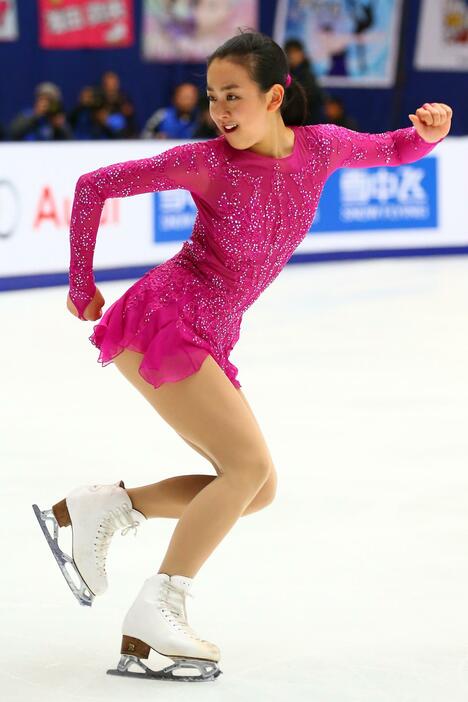 軽快なステップ＝2015年11月6日（写真：伊藤真吾/アフロスポーツ）